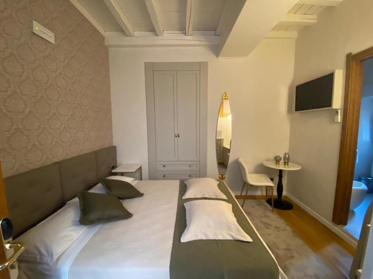 Condotti Rooms Rzym Zewnętrze zdjęcie