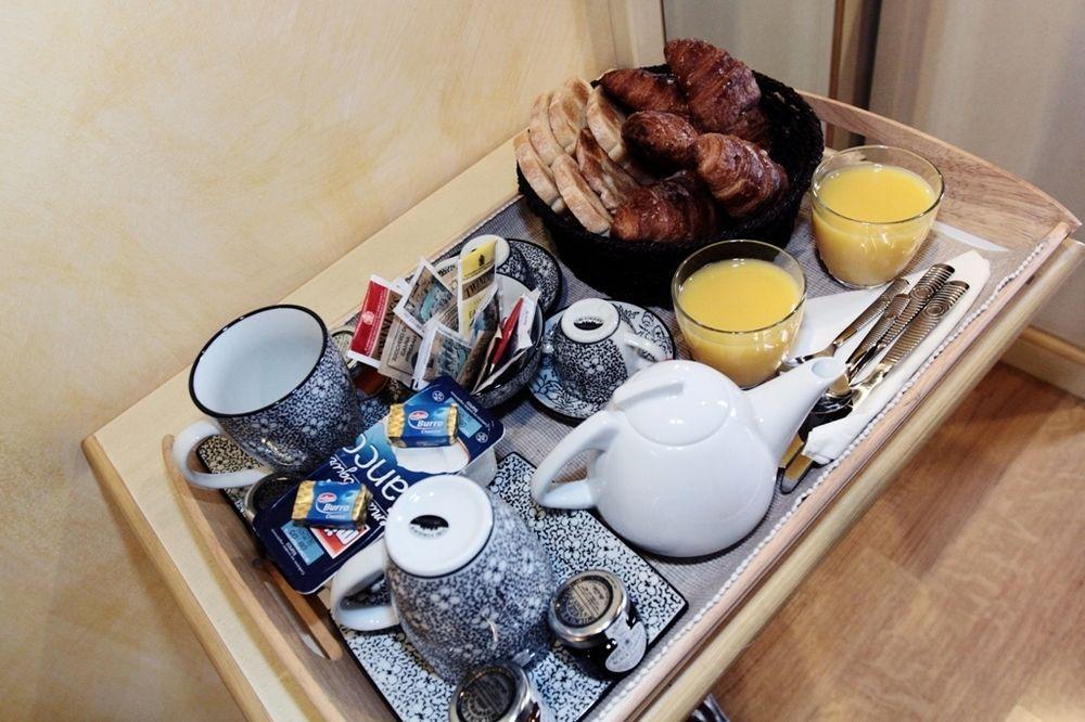 Condotti Rooms Rzym Zewnętrze zdjęcie